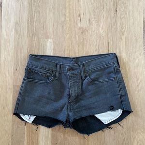 LEVIS black short shorts